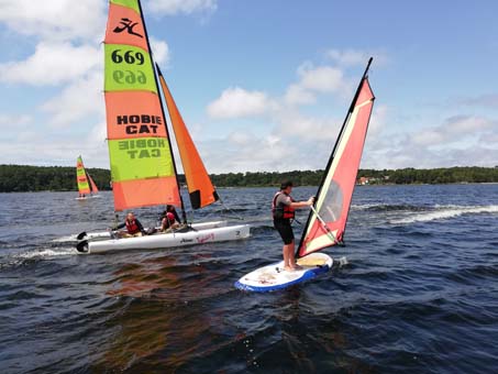 Catamaran dans le vent - 9/14 ans 